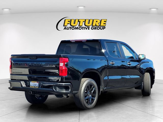 Used 2024 Chevrolet Silverado 1500 Custom w/ LPO, Dark Essentials Package RWD image 4
