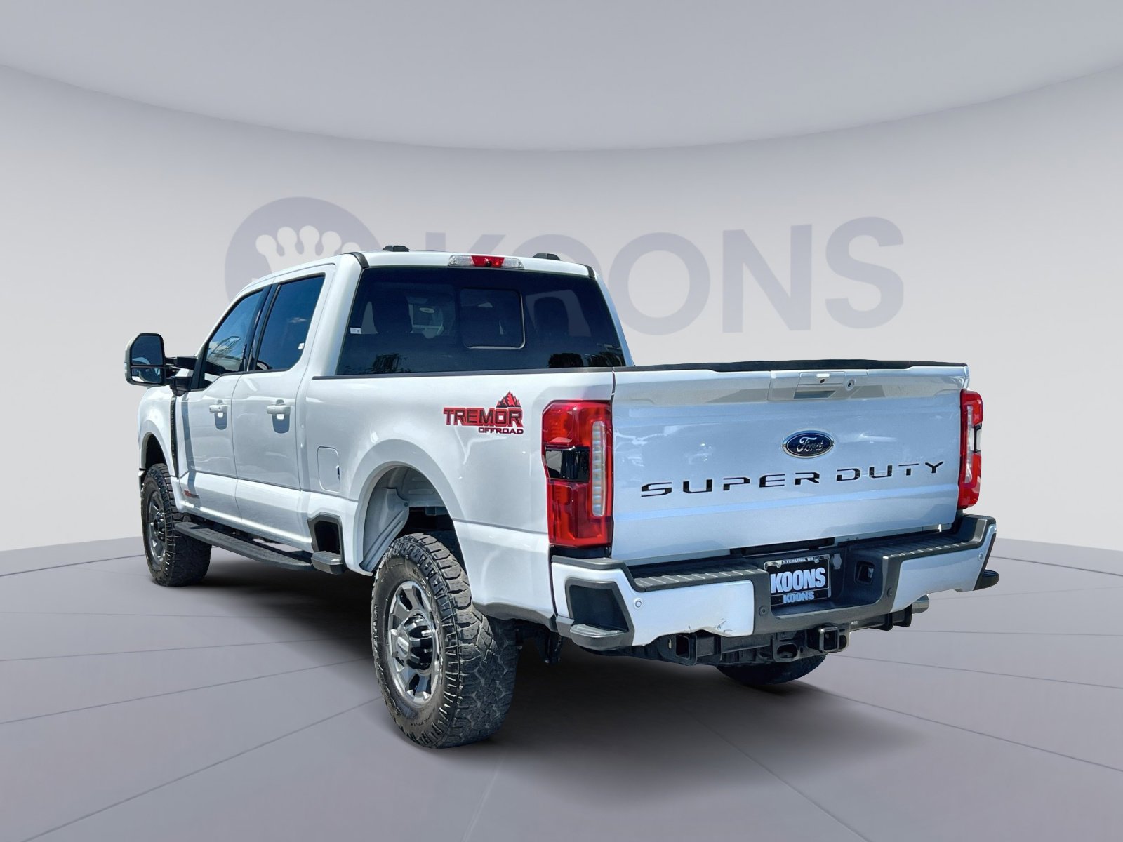 Certified 2023 Ford F250 Lariat w/ Tremor Off-Road Package AWD/4WD image 14