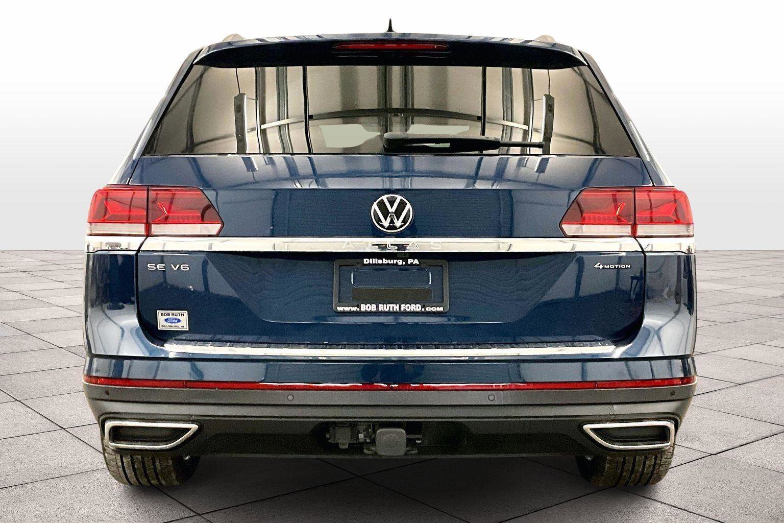 Used 2023 Volkswagen Atlas SE image 2