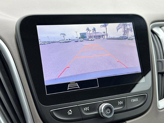 Used 2023 Chevrolet Malibu LT FWD image 17