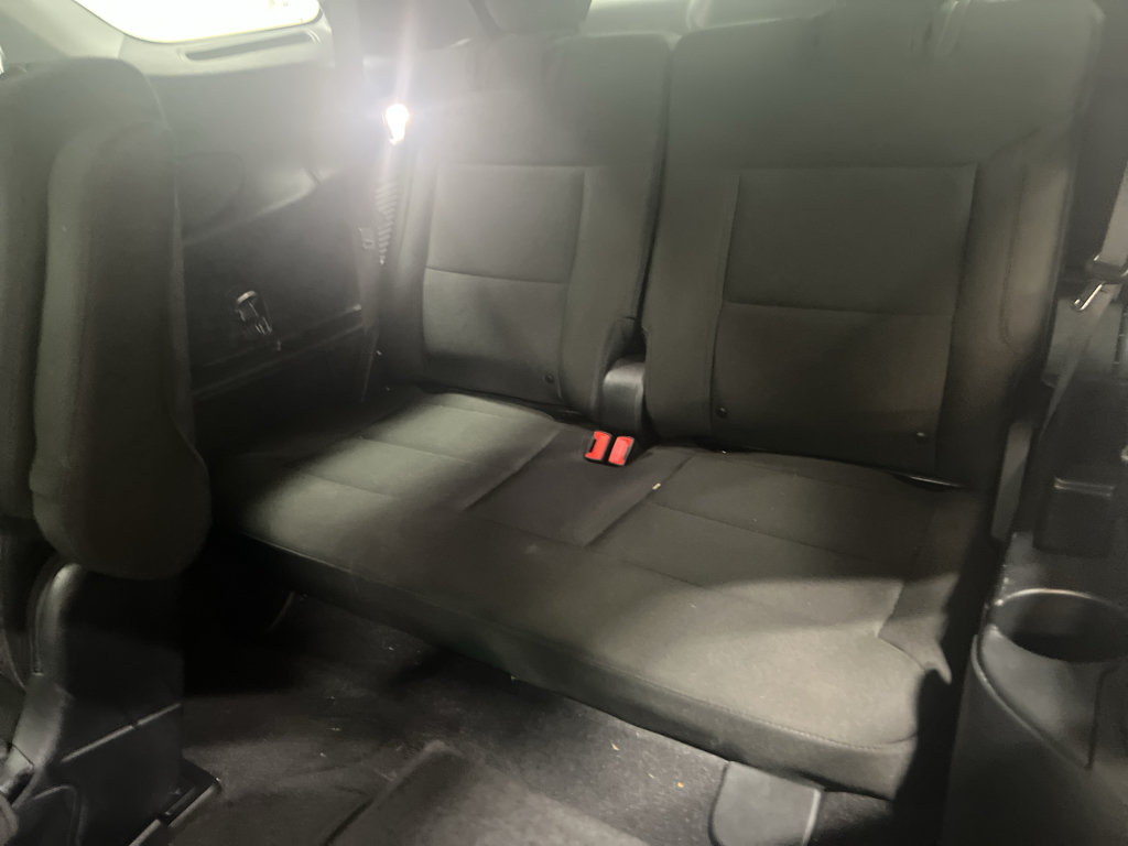 Certified 2024 Ford Explorer XLT RWD image 25