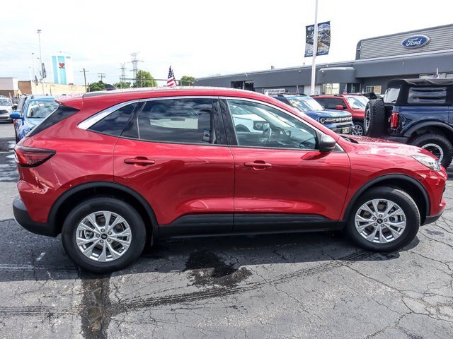 Certified 2023 Ford Escape Active w/ Tech Pack #1 AWD/4WD image 11