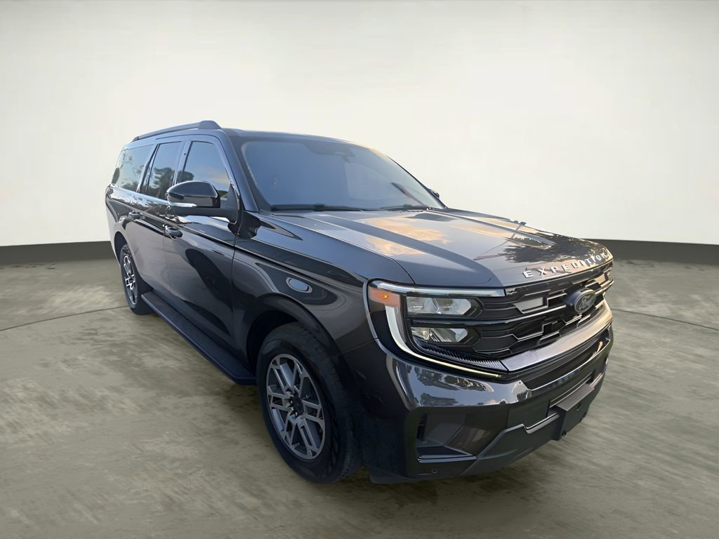 Certified 2025 Ford Expedition Max Active AWD/4WD image 3