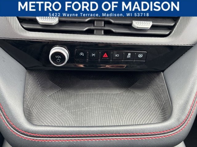 Certified 2025 Ford Explorer ST-Line image 18