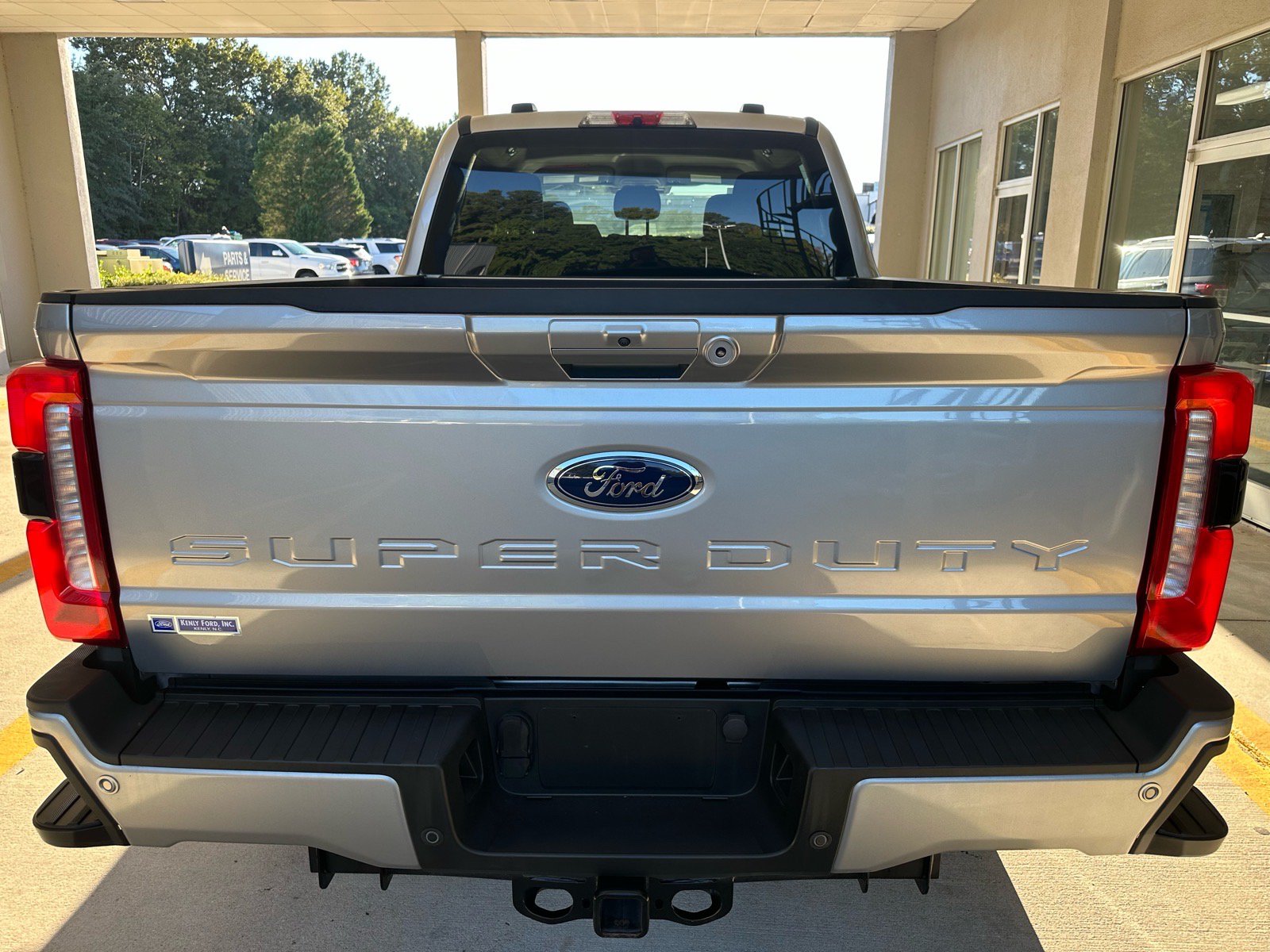 Certified 2023 Ford F250 XLT w/ XLT Premium Package AWD/4WD image 13