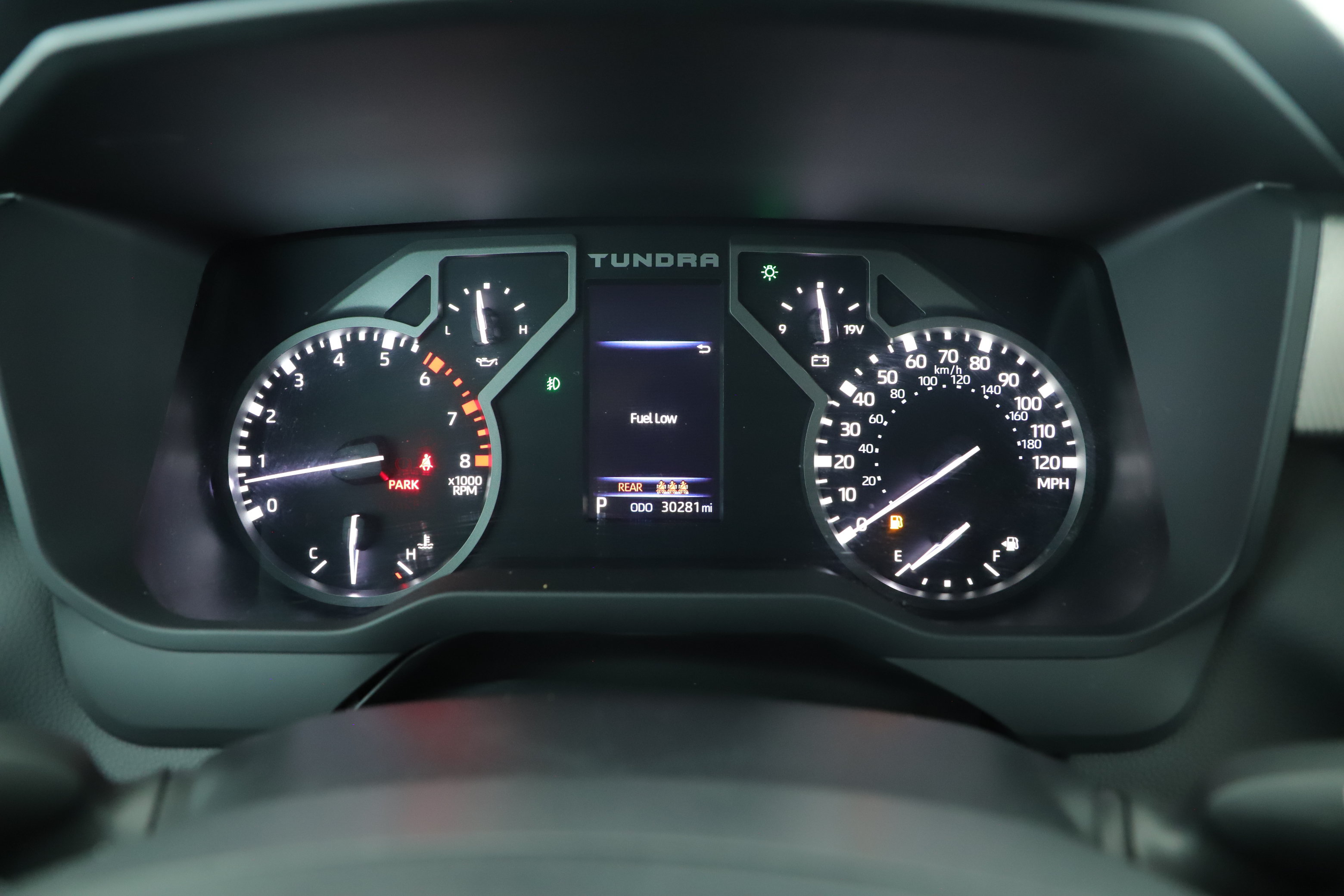 Used 2023 Toyota Tundra Limited w/ Power Package AWD/4WD image 17
