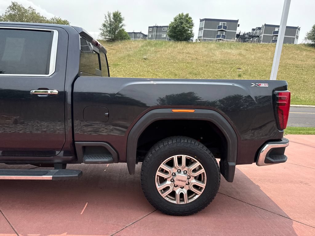 Used 2024 GMC Sierra 3500 SLT w/ SLT Premium Package AWD/4WD image 38