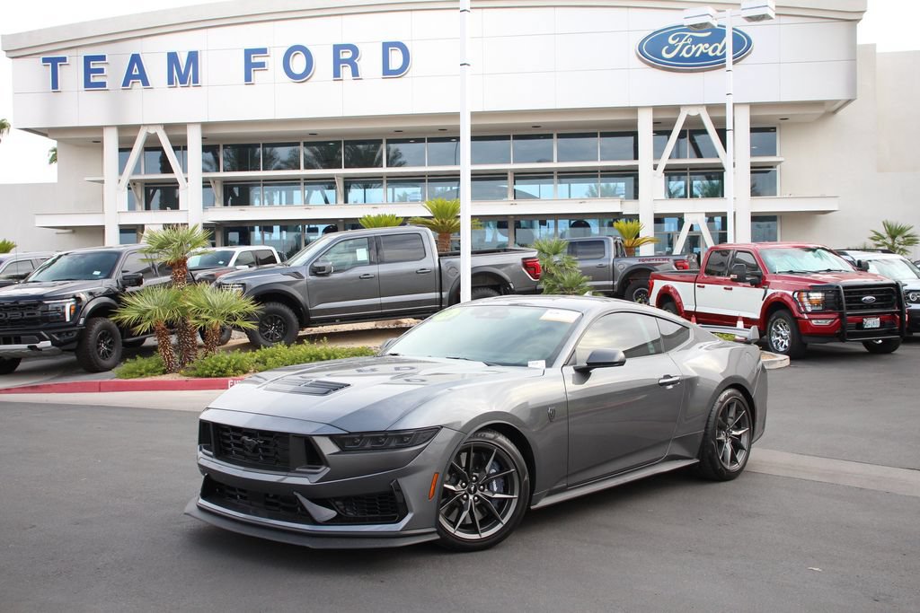 Certified 2026 Ford Mustang Dark Horse w/ Dark Horse Handlin Package RWD image 2