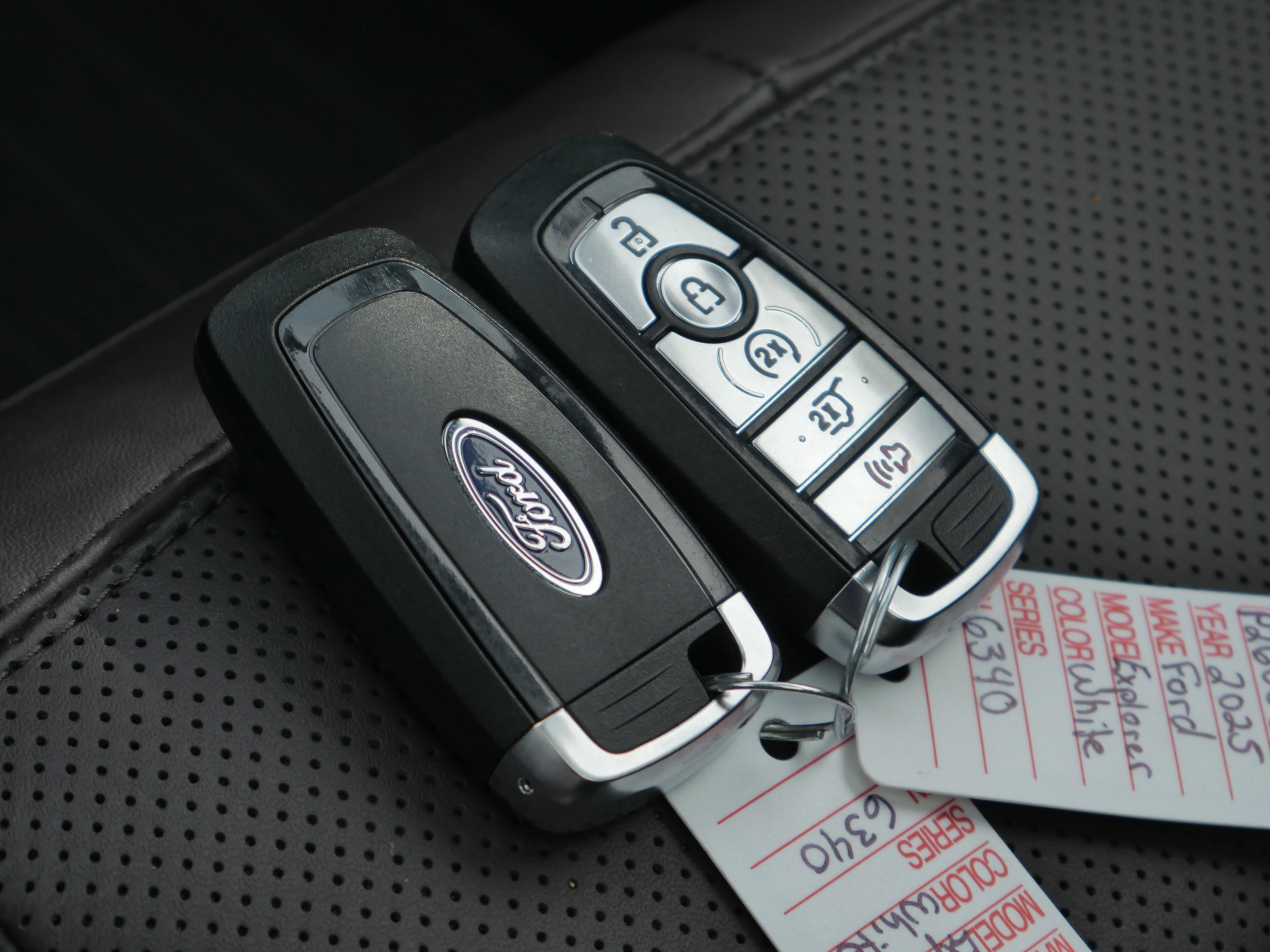 Certified 2025 Ford Explorer Platinum w/ Ultimate Package image 42