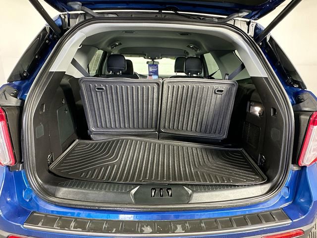 Certified 2021 Ford Explorer XLT w/ Equipment Group 202A image 32