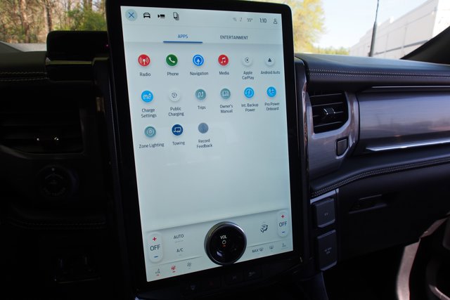 Certified 2025 Ford F150 Lightning Platinum image 28