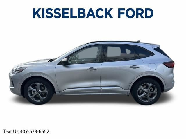 Certified 2023 Ford Escape ST-Line image 2