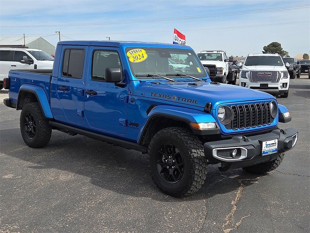 Used 2024 Jeep Gladiator Sport image 7