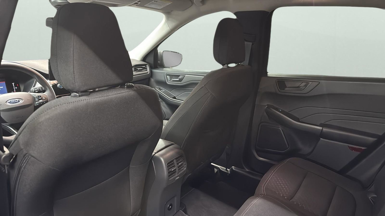 Certified 2025 Ford Escape Active image 29