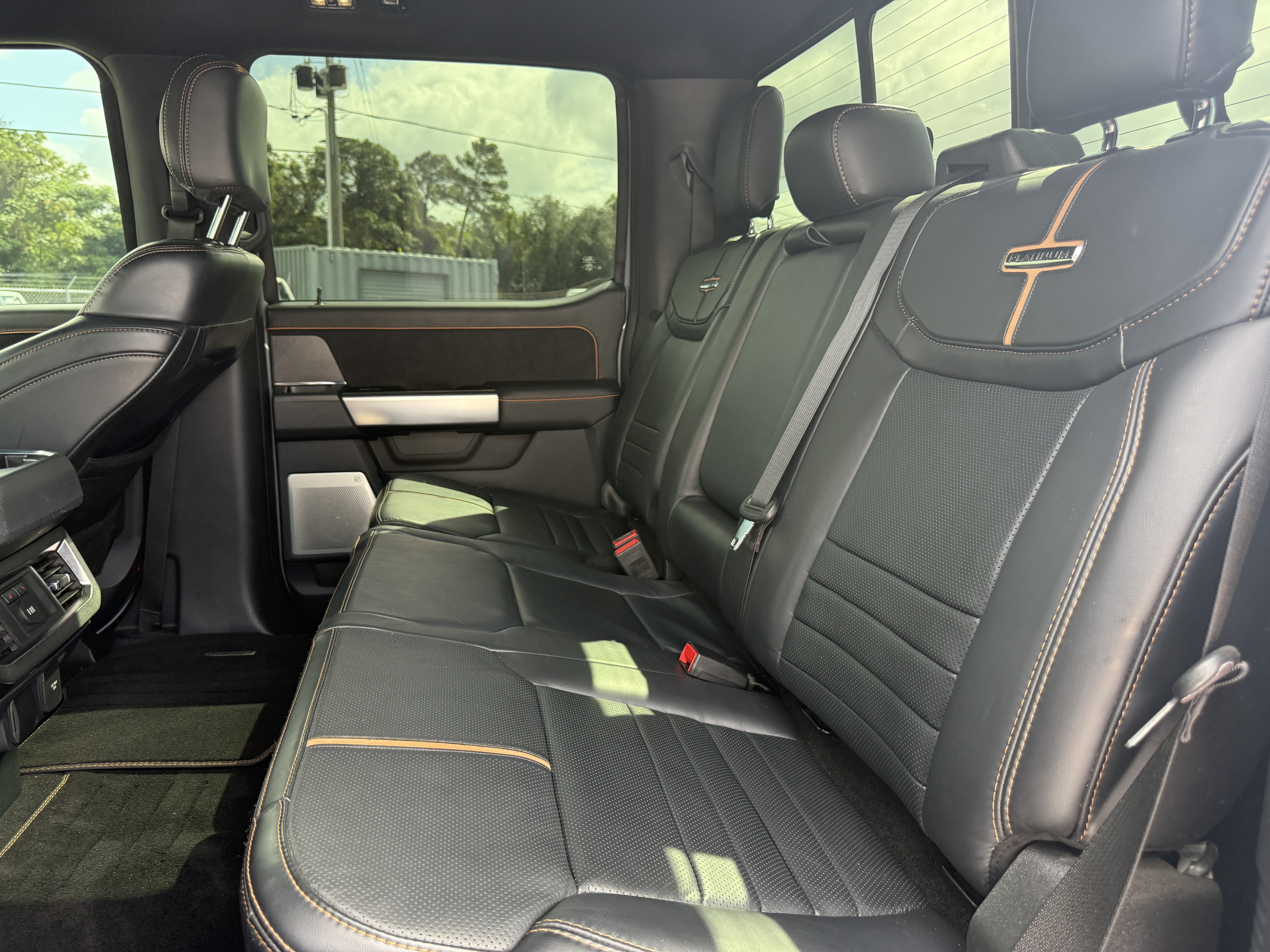 Certified 2024 Ford F250 Platinum w/ Tremor Off-Road Package AWD/4WD image 14