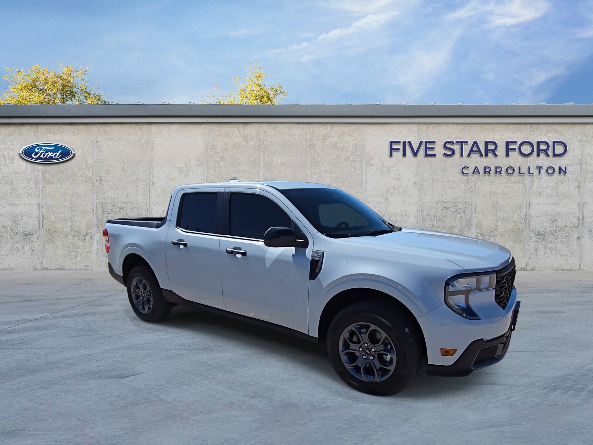 Certified 2025 Ford Maverick XLT w/ XLT Luxury Package image 8