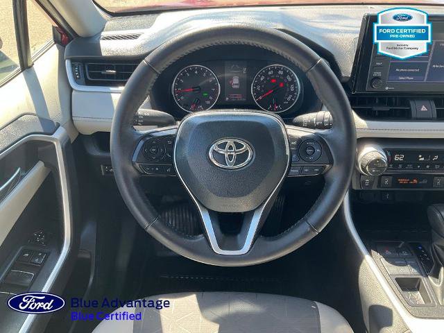 Used 2022 Toyota RAV4 XLE w/ Convenience Package AWD/4WD image 7