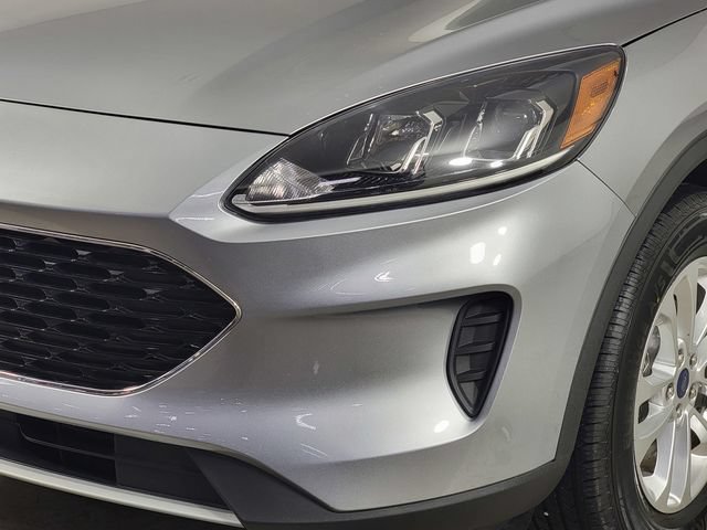 Certified 2022 Ford Escape SE w/ Convenience Package AWD/4WD image 9