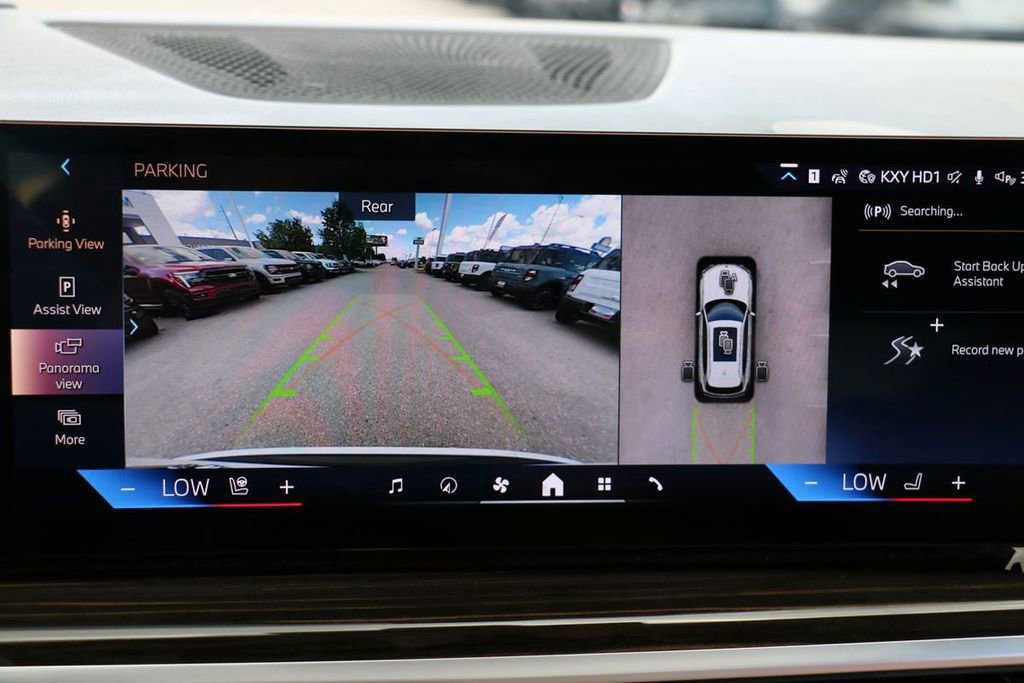 Used 2024 BMW X5 sDrive40i w/ Parking Assistance Package RWD image 18