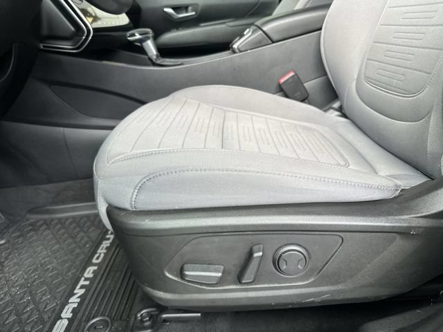 Used 2023 Hyundai Santa Cruz SEL Premium w/ Winter Package AWD/4WD image 13