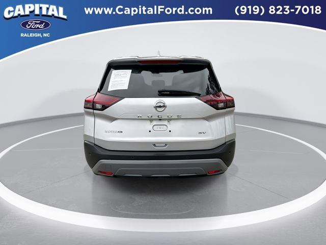 Used 2021 Nissan Rogue SV image 5