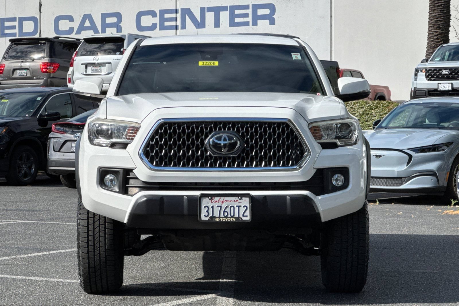 Used 2019 Toyota Tacoma TRD Off-Road w/ Technology Package RWD image 10