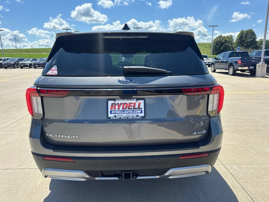 Certified 2025 Ford Explorer Platinum w/ LUX Leather Package AWD/4WD image 15