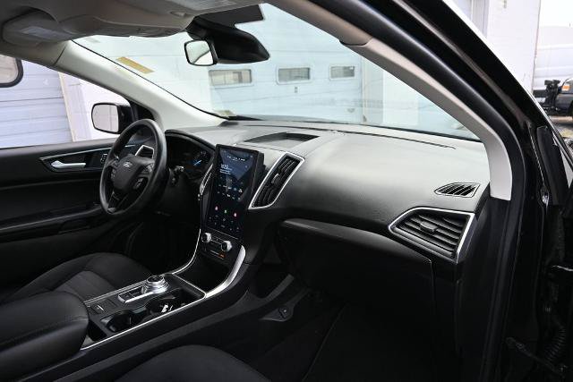 Certified 2023 Ford Edge SE w/ Black Appearance Package AWD/4WD image 20