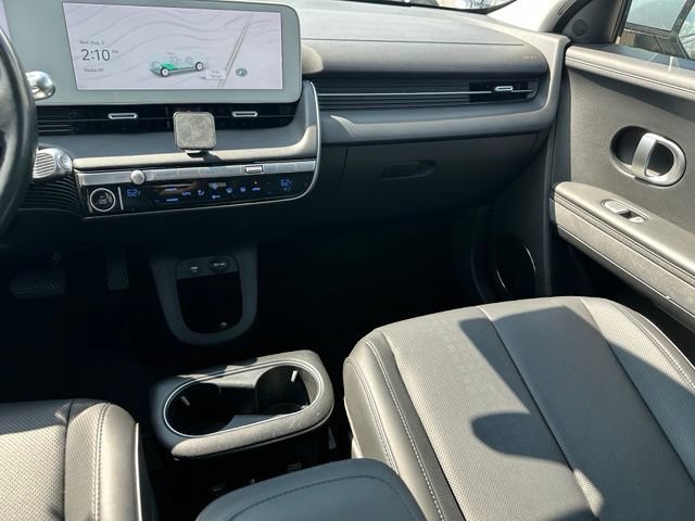 Used 2023 Hyundai Ioniq 5 Limited AWD/4WD image 16