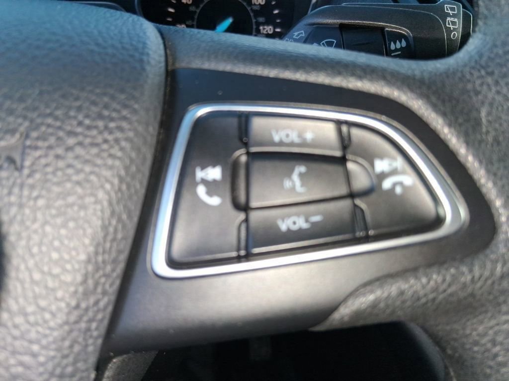 Certified 2019 Ford Escape SE image 30