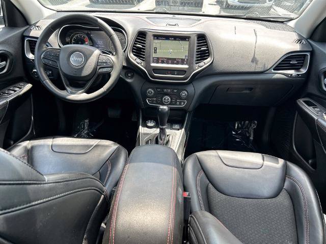 Used 2022 Jeep Cherokee Trailhawk w/ Sun, Sound & Nav Group AWD/4WD image 10