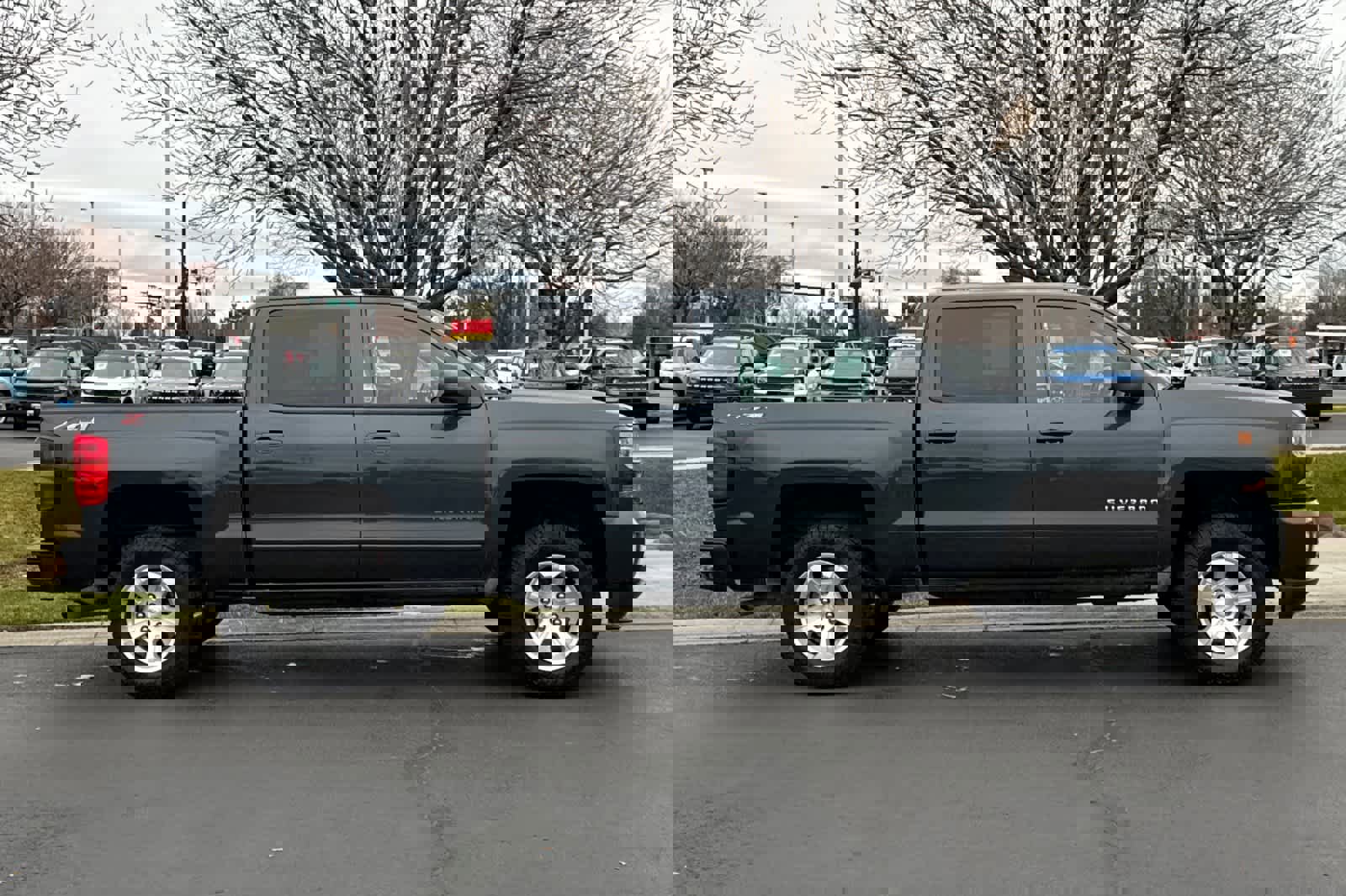 Used 2018 Chevrolet Silverado 1500 LT w/ All Star Edition image 6