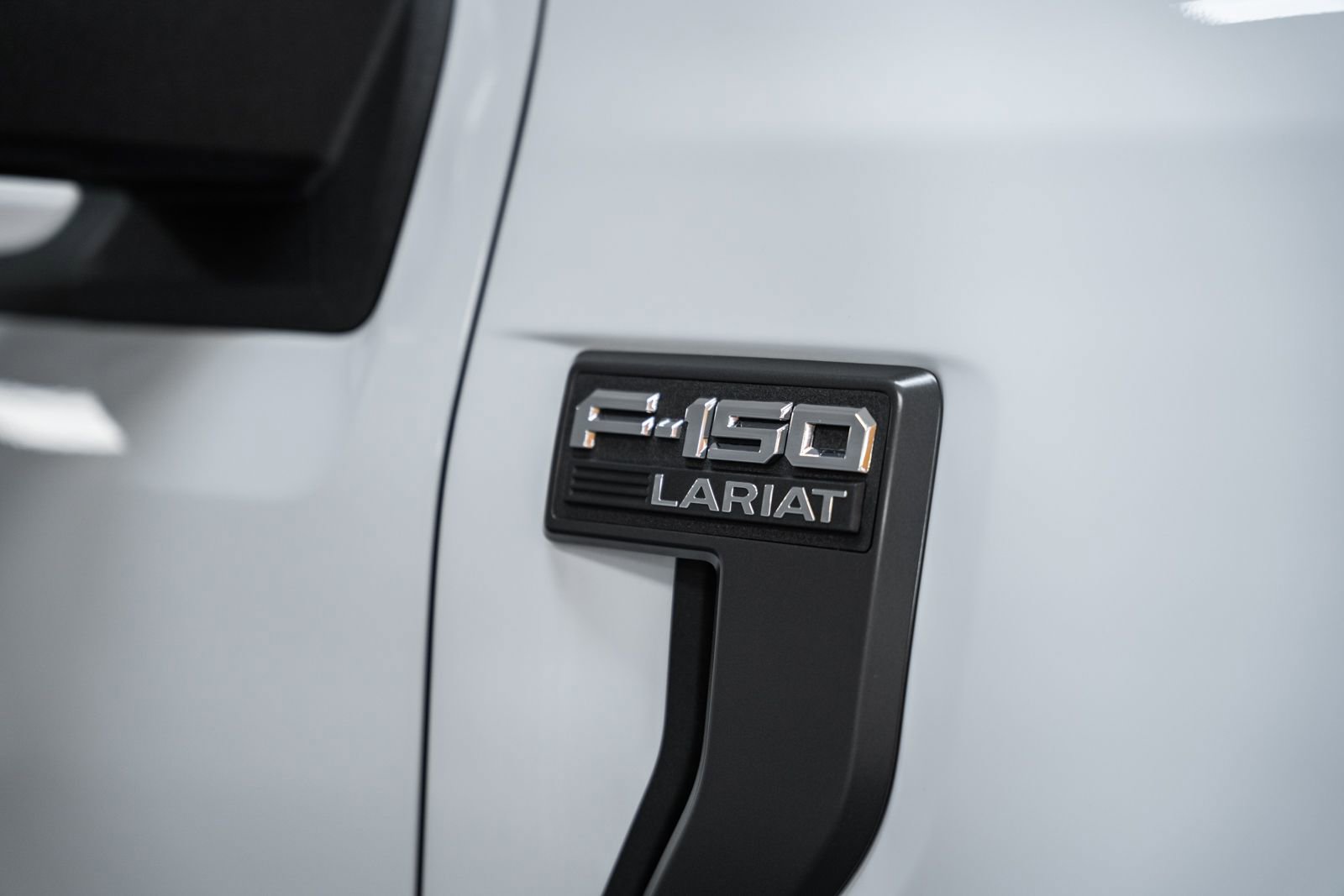 Certified 2023 Ford F150 Lariat w/ Equipment Group 502A High image 13