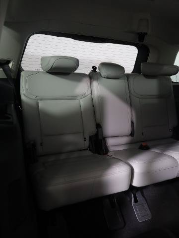 Certified 2025 Ford Expedition Active AWD/4WD image 12