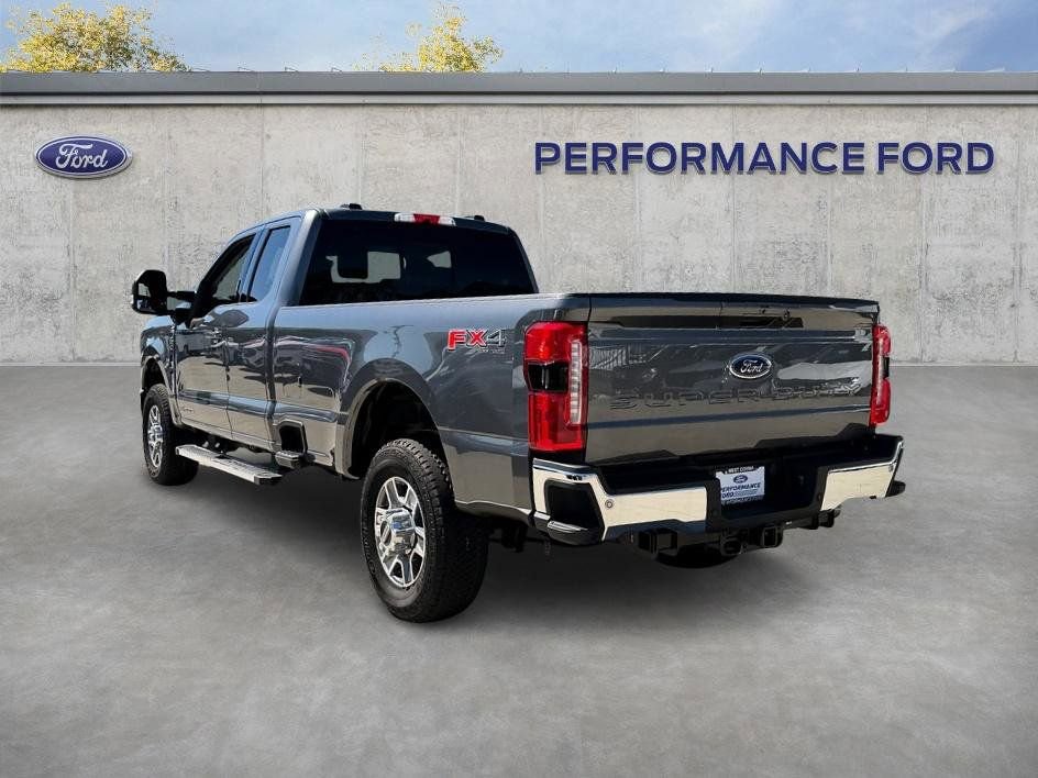 Certified 2023 Ford F350 Lariat w/ Tow Technology Package image 9
