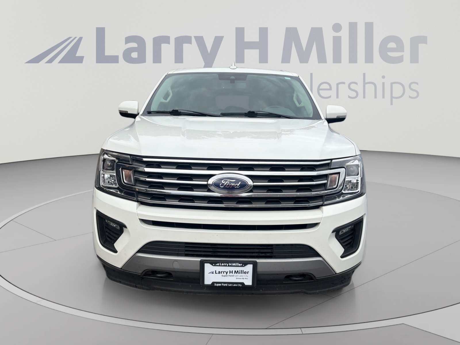 Certified 2020 Ford Expedition Max XLT w/ Equipment Group 202A AWD/4WD image 8
