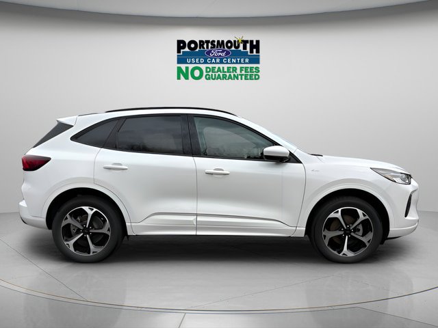 Certified 2024 Ford Escape ST-Line Select w/ Tech Pack #1 AWD/4WD image 6
