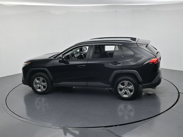 Used 2023 Toyota RAV4 XLE AWD/4WD image 45