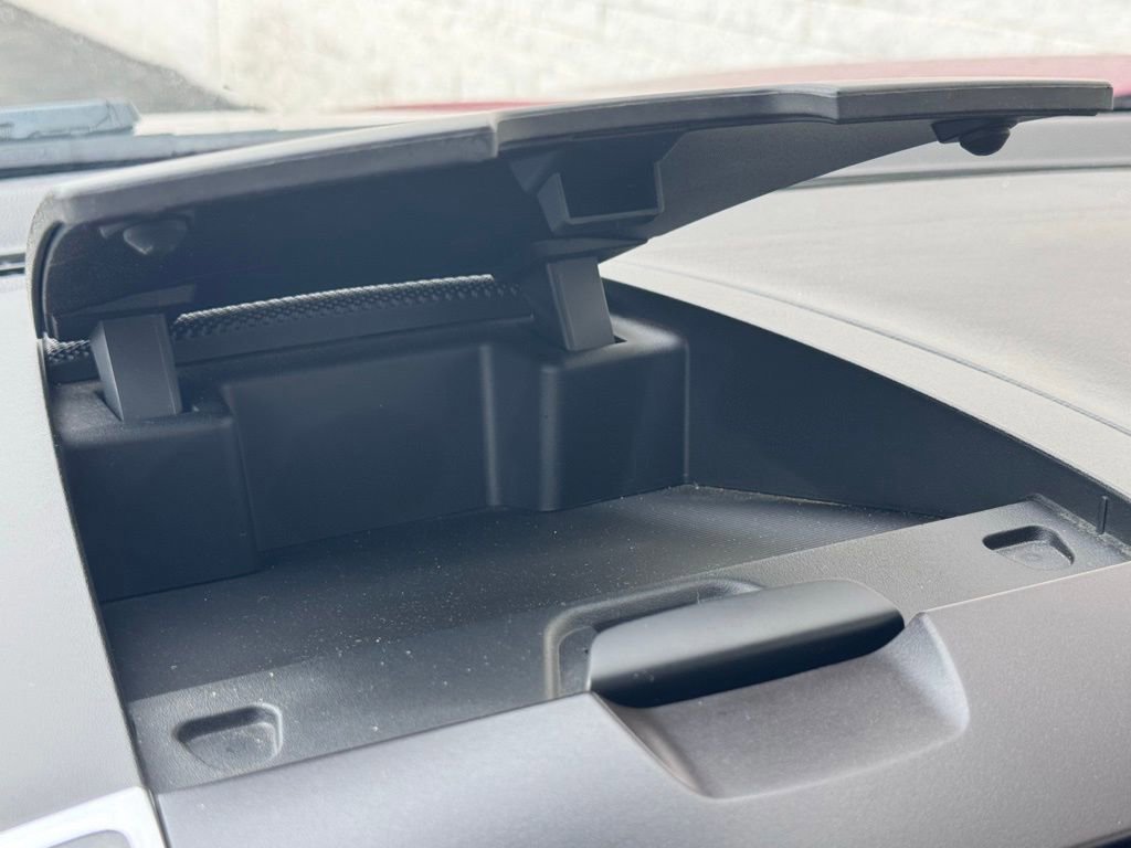 Certified 2019 Ford Edge Titanium w/ Equipment Group 301A image 38