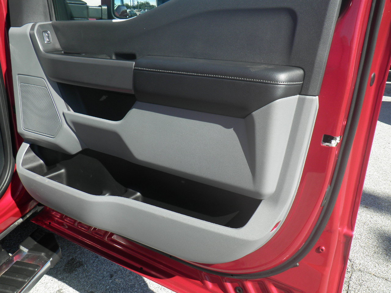 Certified 2024 Ford F250 XLT AWD/4WD image 24