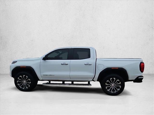 Used 2025 GMC Canyon Denali AWD/4WD image 8