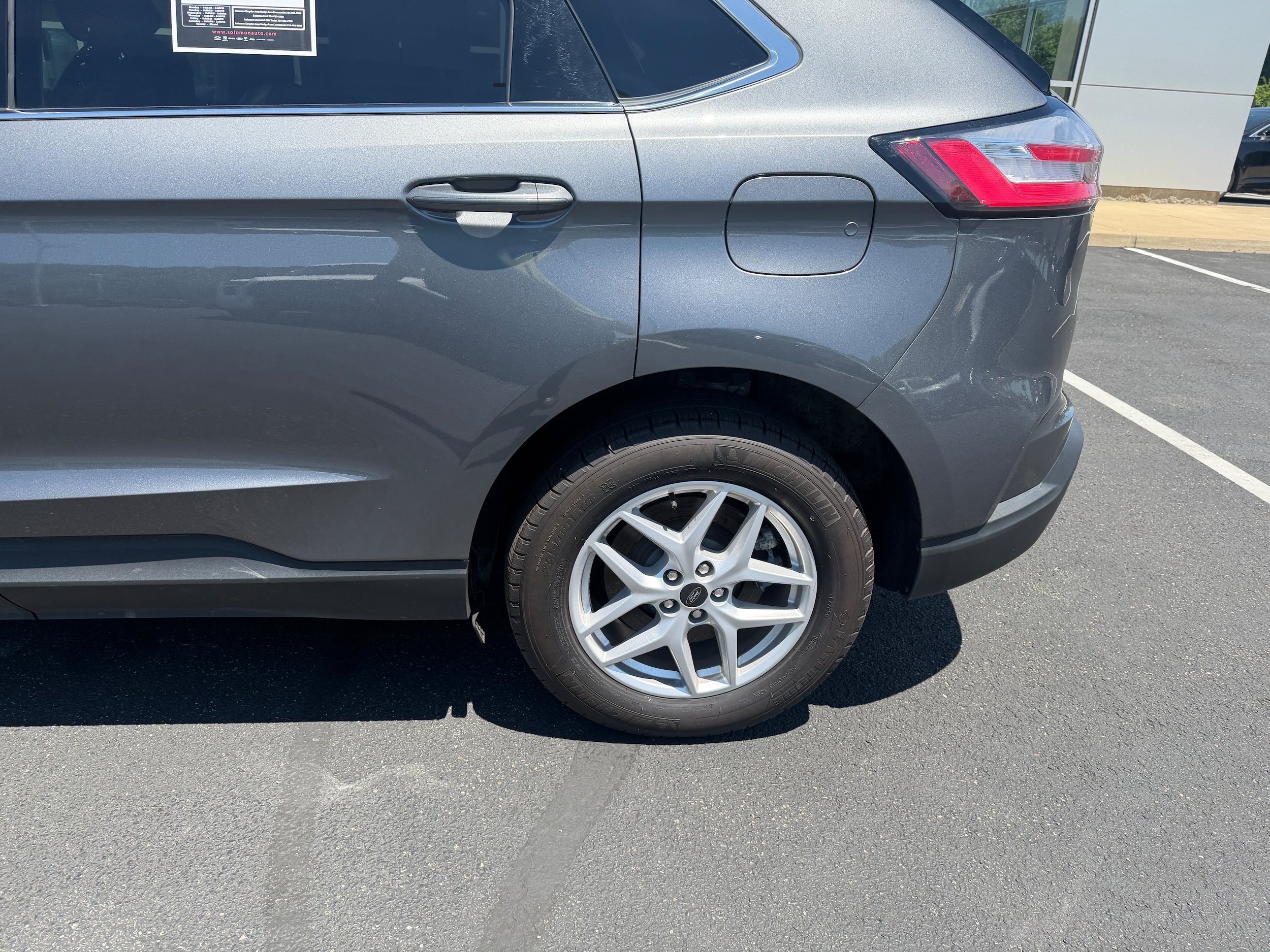 Certified 2024 Ford Edge SEL w/ Convenience Package AWD/4WD image 10