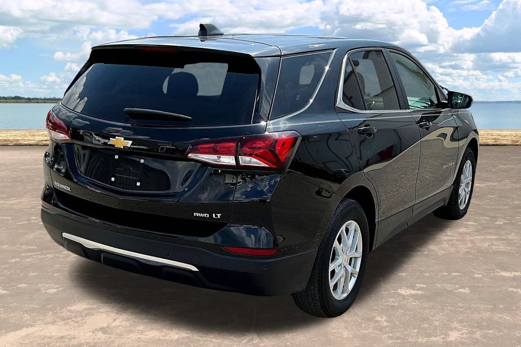 Used 2024 Chevrolet Equinox LT AWD/4WD image 7