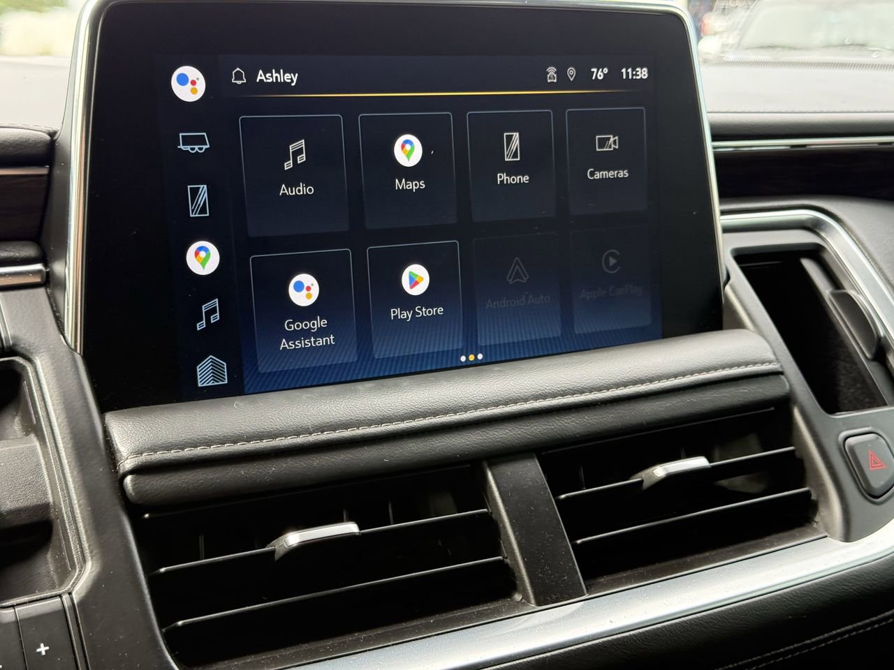 Used 2022 Chevrolet Tahoe LT w/ Luxury Package image 18