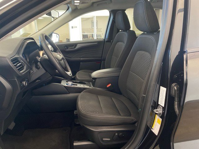 Certified 2023 Ford Escape Active AWD/4WD image 15