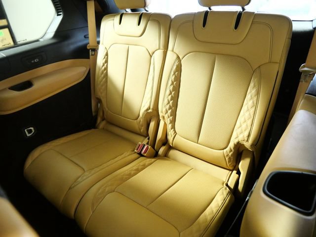 Used 2023 Jeep Grand Cherokee L Summit w/ Luxury Tech Group V AWD/4WD image 16