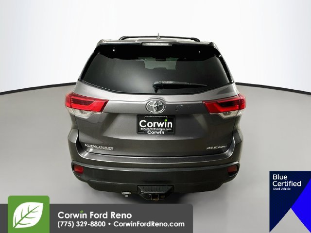 Used 2017 Toyota Highlander XLE AWD/4WD image 31