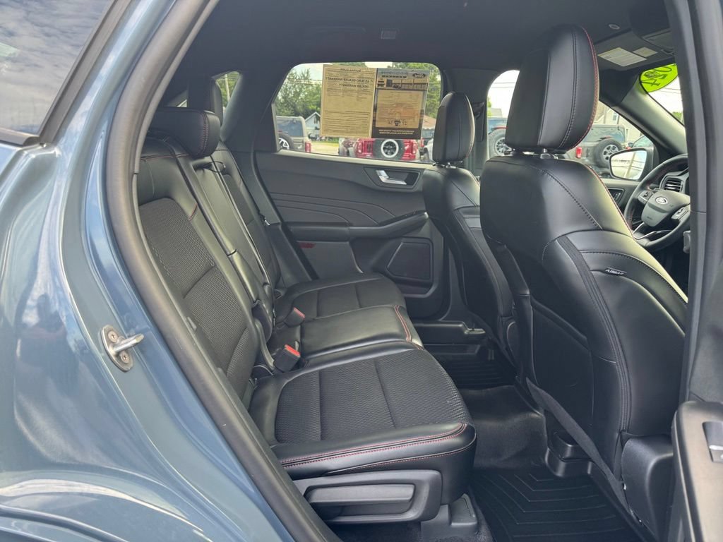 Certified 2024 Ford Escape ST-Line w/ Tech Pack #1 FWD image 19