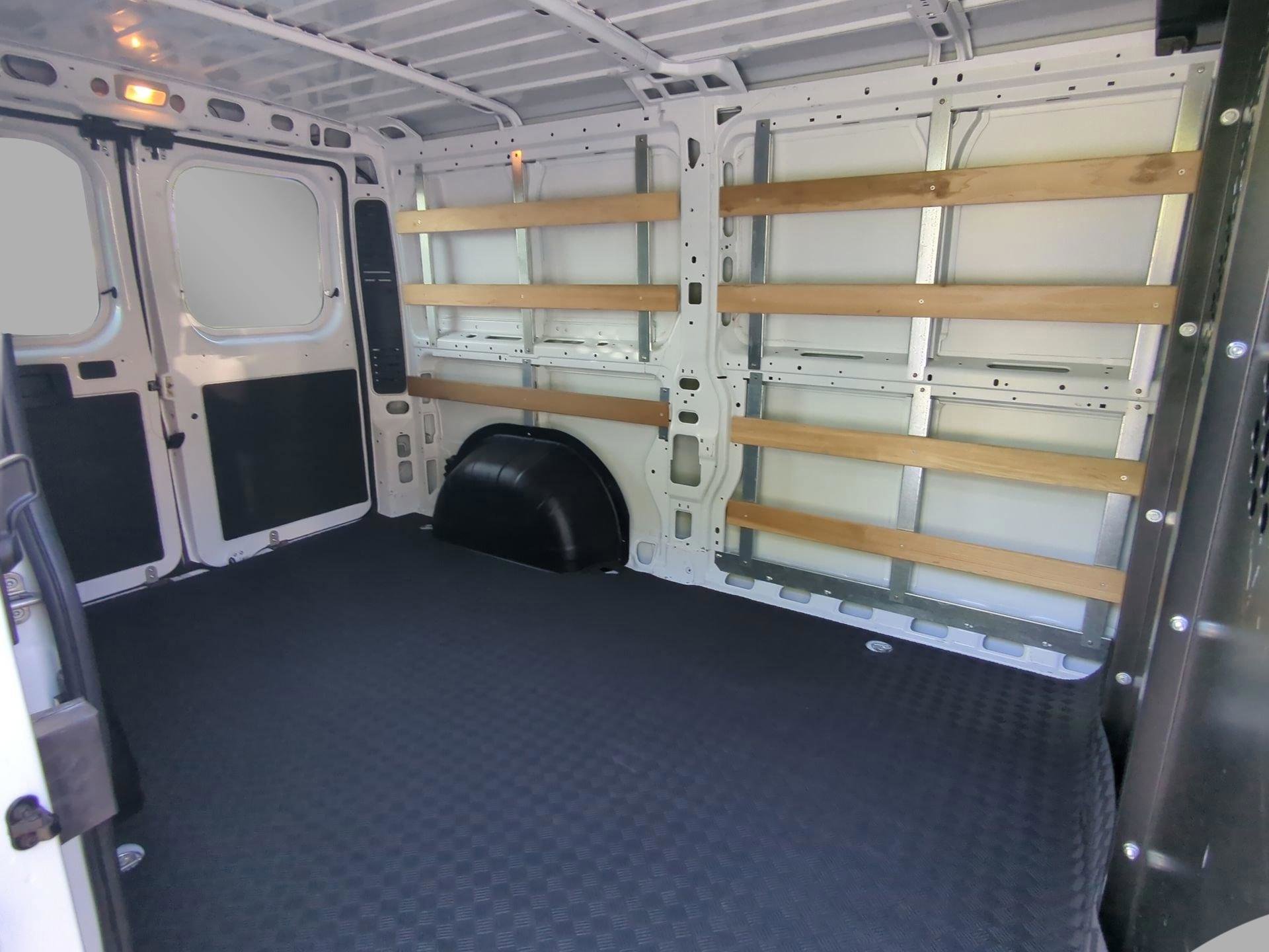 Used 2025 RAM ProMaster 2500 w/ U-Haul Equipment Group FWD image 53