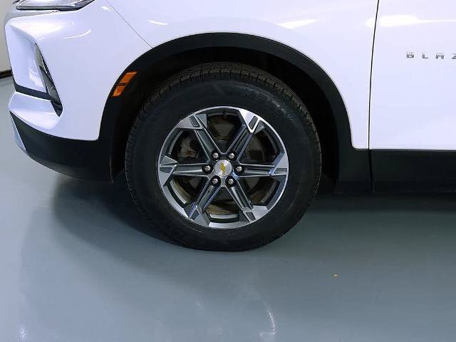 Used 2023 Chevrolet Blazer LT w/ Convenience Package FWD image 9